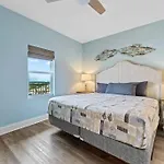 Beautiful Panama City Beach Condo- Ocean View!