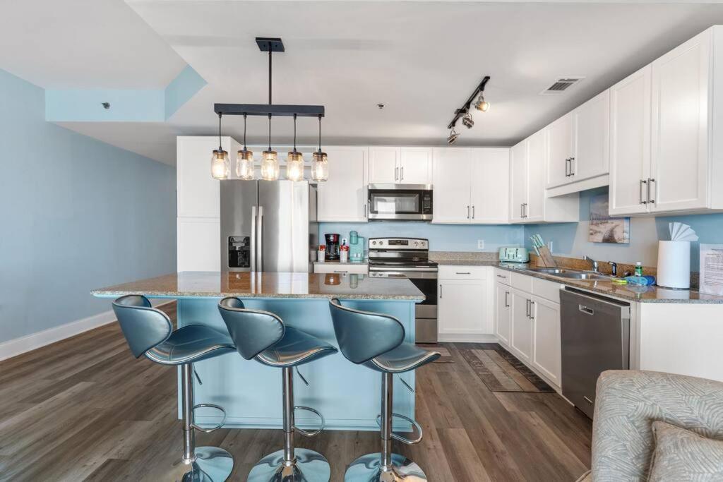 Beautiful Panama Condo- Ocean View! *
