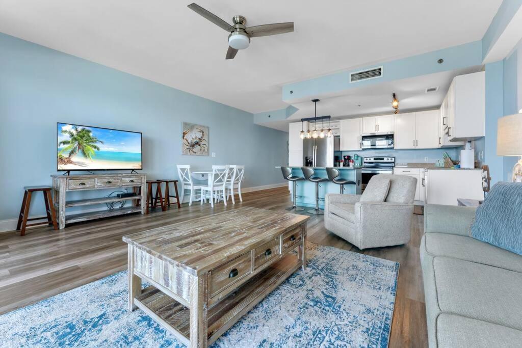Beautiful Panama Condo- Ocean View! *